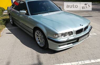 Седан BMW 7 Series 2001 в Запоріжжі