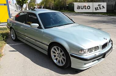 Седан BMW 7 Series 2001 в Запоріжжі