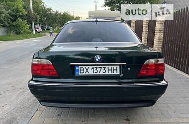 Седан BMW 7 Series 2000 в Хмельницком