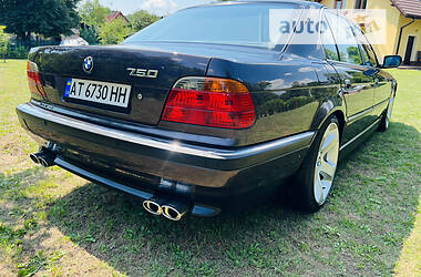 Седан BMW 7 Series 1995 в Івано-Франківську