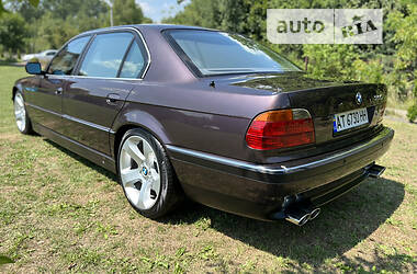 Седан BMW 7 Series 1995 в Івано-Франківську