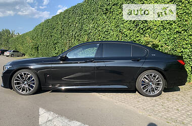 Седан BMW 7 Series 2022 в 