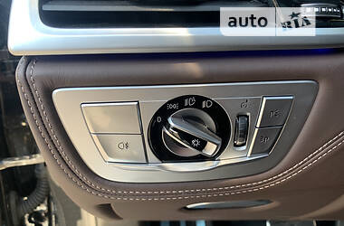 Седан BMW 7 Series 2022 в 
