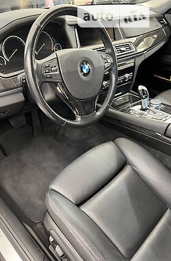 Седан BMW 7 Series 2014 в Одесі