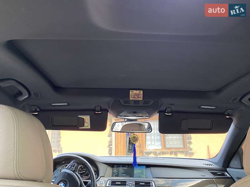 Седан BMW 7 Series 2011 в Рахові