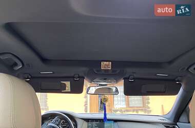 Седан BMW 7 Series 2011 в 