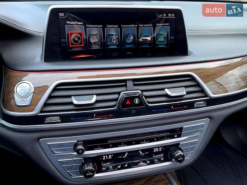 Седан BMW 7 Series 2016 в Киеве