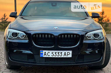 Седан BMW 7 Series 2013 в Горохові