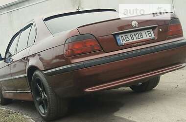 Седан BMW 7 Series 2000 в Хмельницком