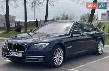 Седан BMW 7 Series 2013 в Ровно