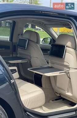 Седан BMW 7 Series 2013 в Ровно