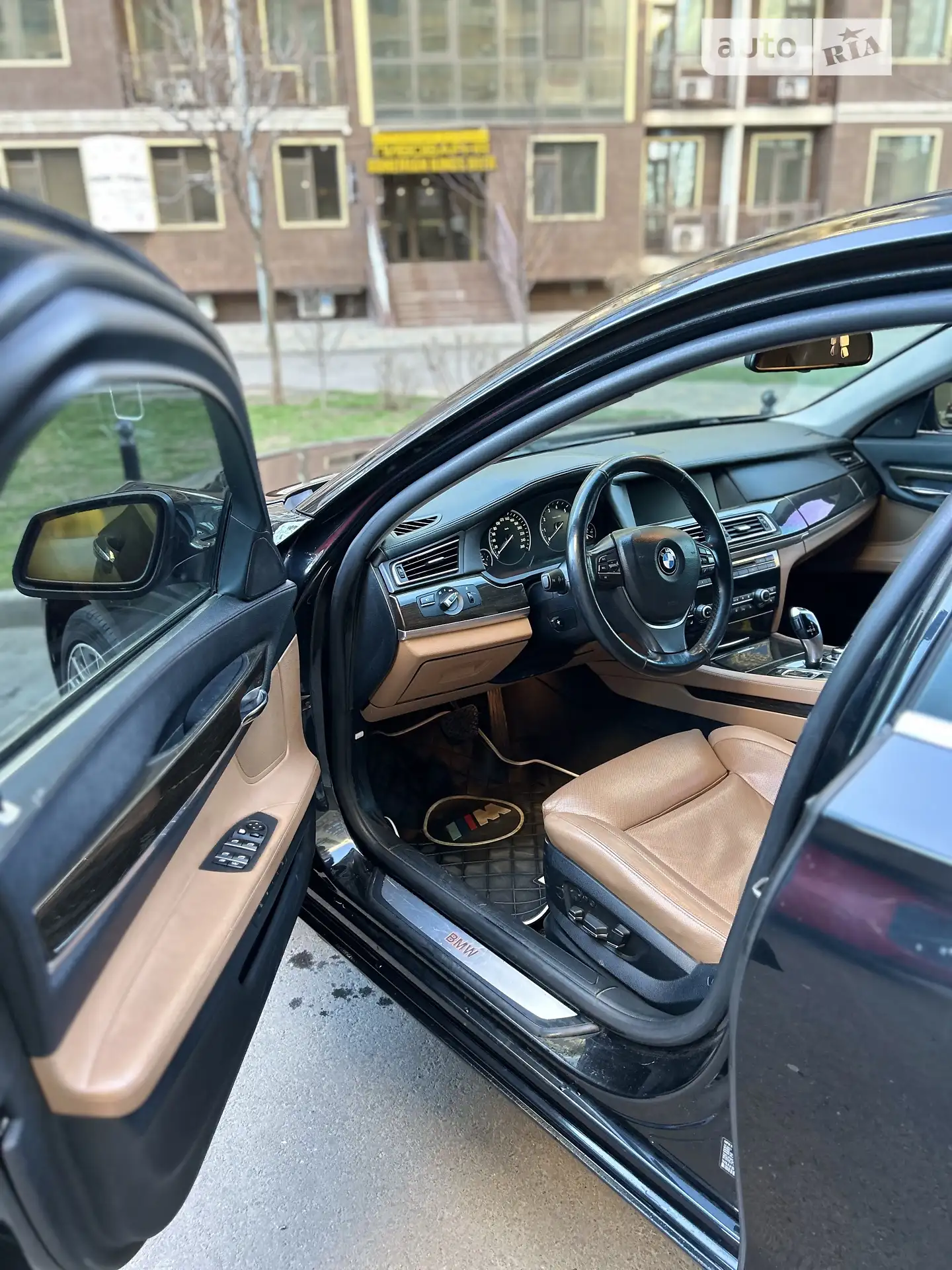2012 BMW 7er - мініатюра 8