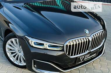 Седан BMW 7 Series 2020 в Мукачевому