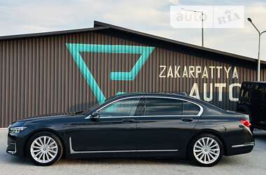 Седан BMW 7 Series 2020 в Мукачевому