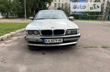 Седан BMW 7 Series 2000 в Києві