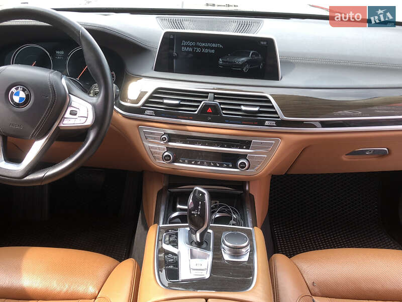 Седан BMW 7 Series 2015 в Рівному