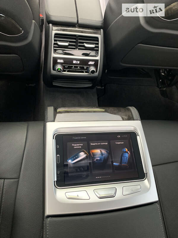 Седан BMW 7 Series 2017 в Киеве