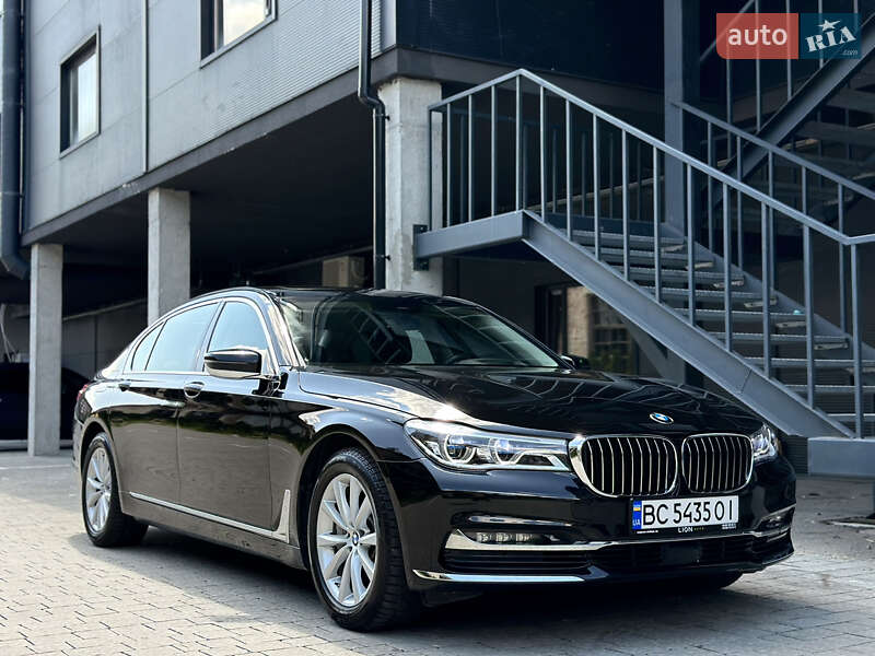 Седан BMW 7 Series 2018 в Львове