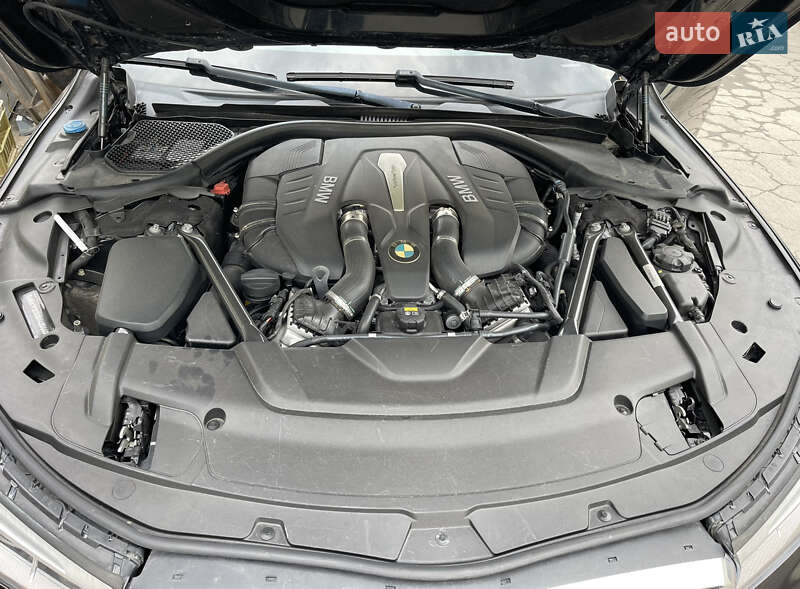Седан BMW 7 Series 2016 в Киеве