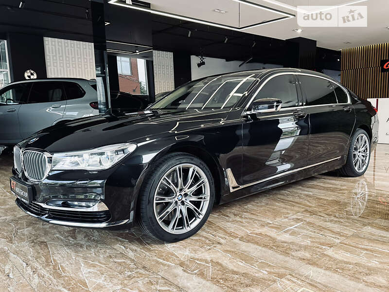 Седан BMW 7 Series 2017 в 