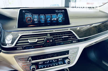 Седан BMW 7 Series 2017 в 