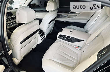 Седан BMW 7 Series 2017 в 