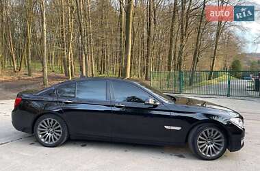 Седан BMW 7 Series 2014 в Львові