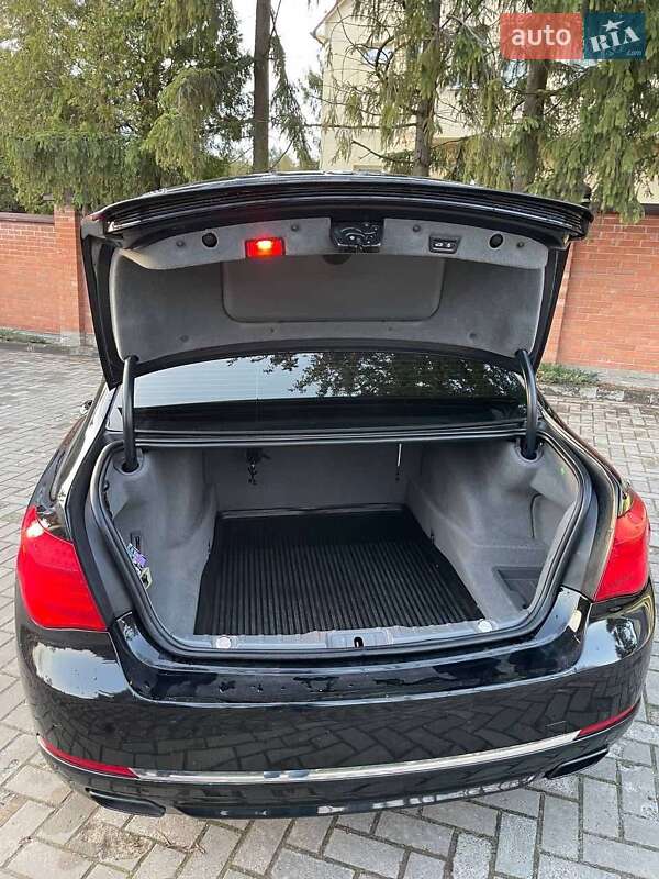 Седан BMW 7 Series 2014 в Львове фото 11 Седан BMW 7 Series 2014 в Львове