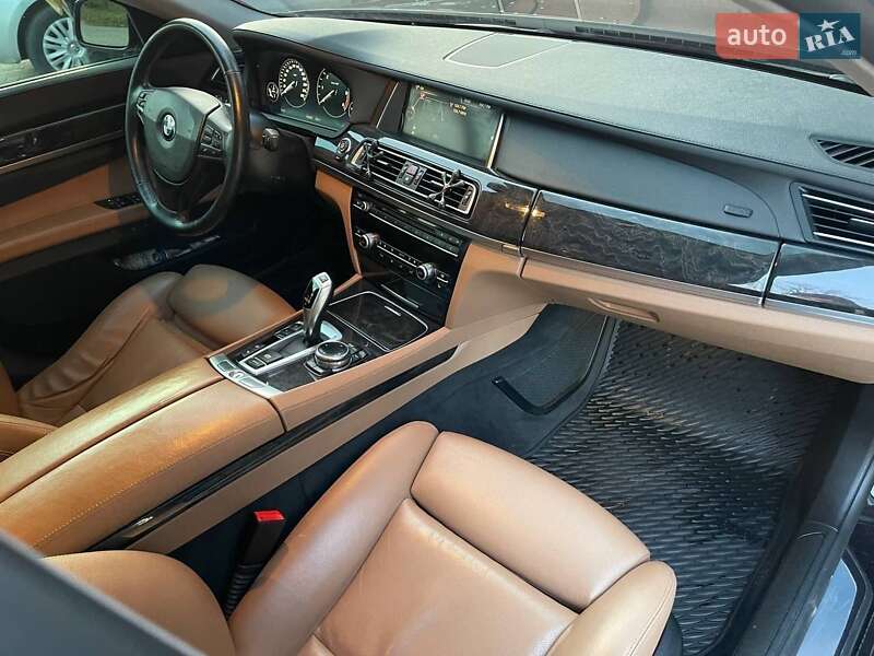 Седан BMW 7 Series 2014 в Львове фото 9 Седан BMW 7 Series 2014 в Львове