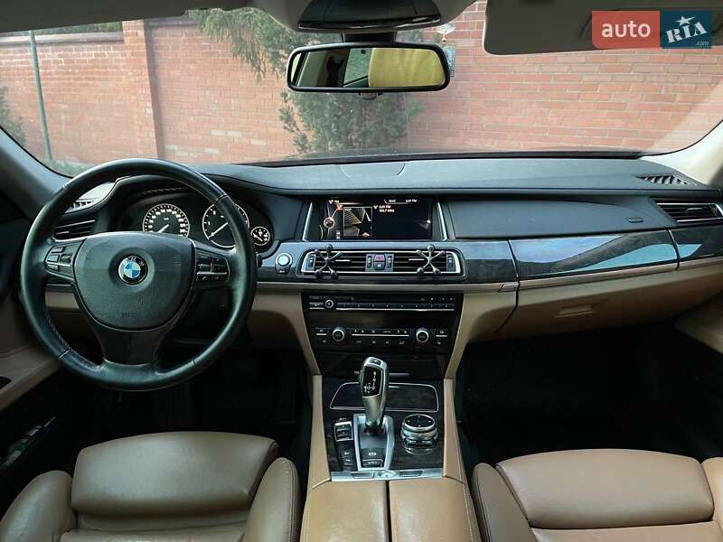 Седан BMW 7 Series 2014 в Львове фото 10 Седан BMW 7 Series 2014 в Львове