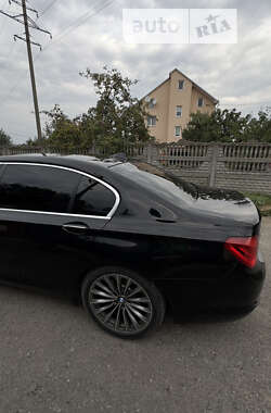 Седан BMW 7 Series 2012 в Львові