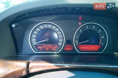 Седан BMW 7 Series 2002 в 