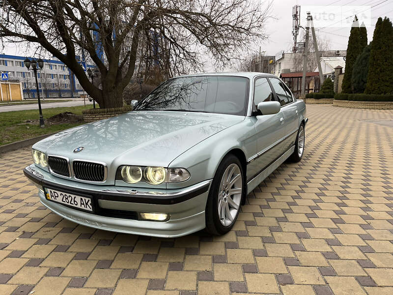 Седан BMW 7 Series 2001 в 