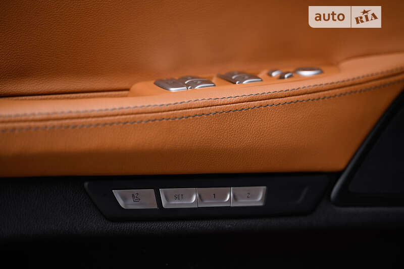 Седан BMW 7 Series 2016 в Ужгороде
