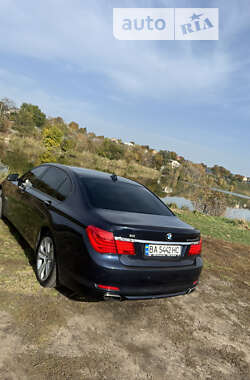 Седан BMW 7 Series 2010 в Кропивницком