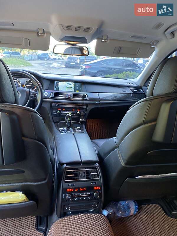 Седан BMW 7 Series 2011 в Львове фото 3 Седан BMW 7 Series 2011 в Львове