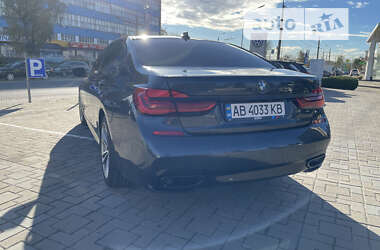 Седан BMW 7 Series 2018 в Виннице