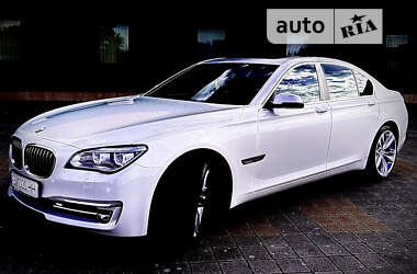 Седан BMW 7 Series 2014 в Мукачево