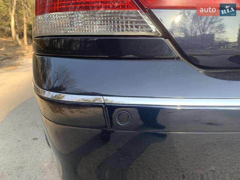 Седан BMW 7 Series 2005 в Тернополі