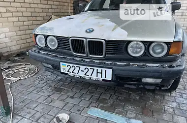 BMW 7 Series 1986