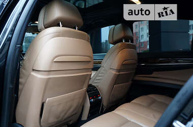 Седан BMW 7 Series 2014 в Львове