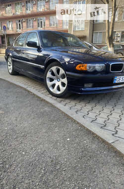 Седан BMW 7 Series 2001 в Чернівцях