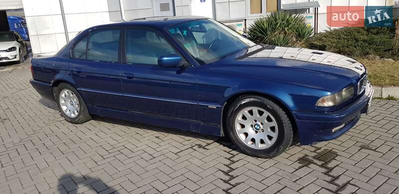 Седан BMW 7 Series 1998 в Мукачевому