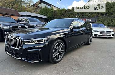 Седан BMW 7 Series 2022 в Киеве