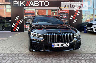 Седан BMW 7 Series 2021 в Львове