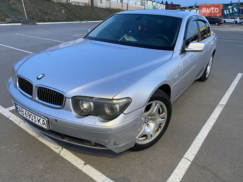 Седан BMW 7 Series 2003 в Черноморске