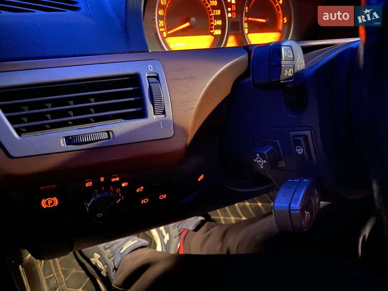 Седан BMW 7 Series 2003 в Черноморске
