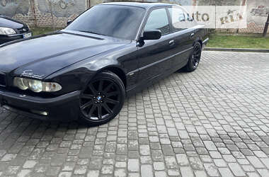 Седан BMW 7 Series 2001 в Львове