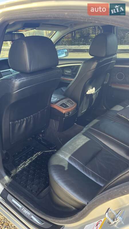 Седан BMW 7 Series 2002 в Стрию