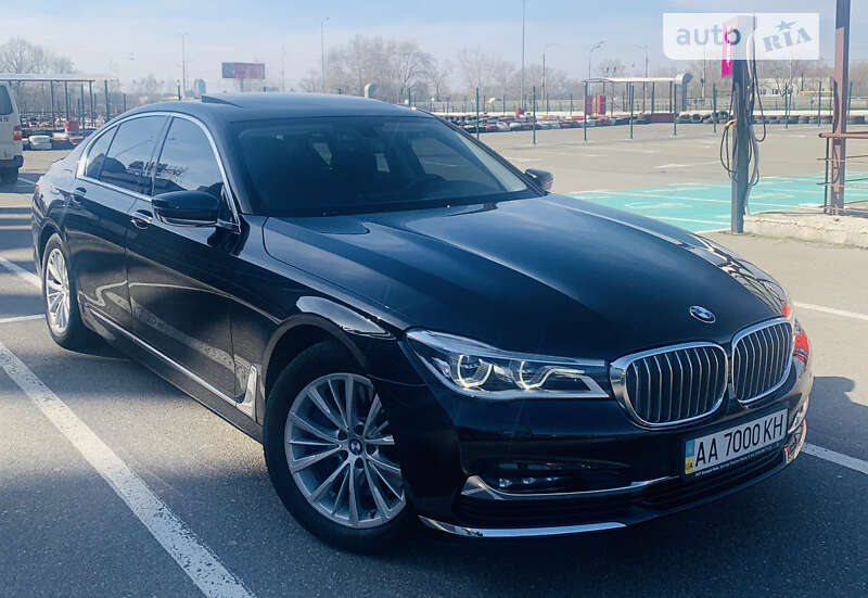 Седан BMW 7 Series 2017 в Киеве